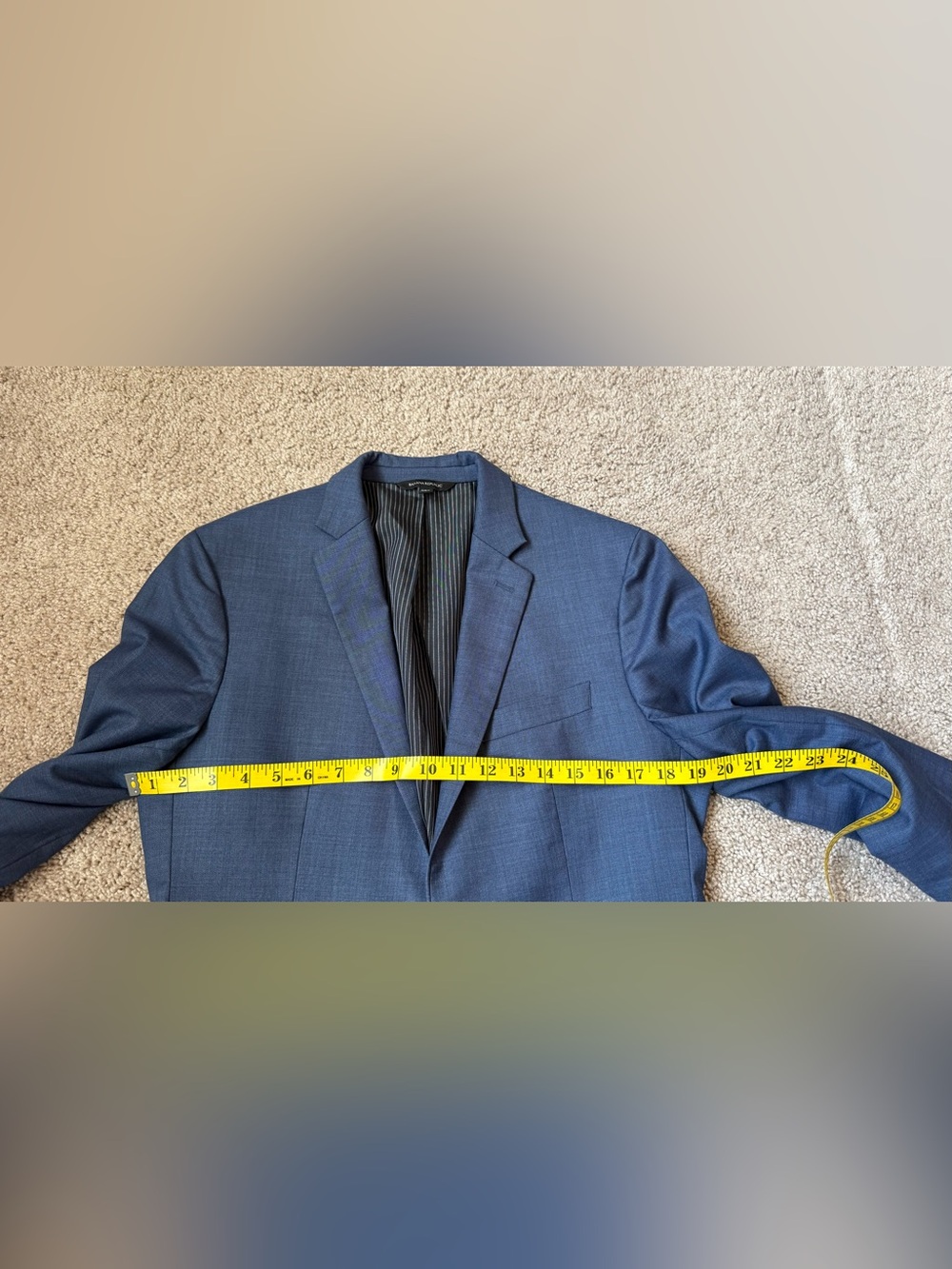 Banana Republic Mens 38S Marzotto
Tessuto Slim Fit Blazer Suit Jacket
Blue Wool